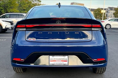 2025 Toyota Prius XLE