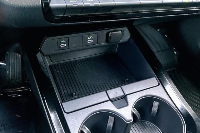 2025 Toyota Prius XLE