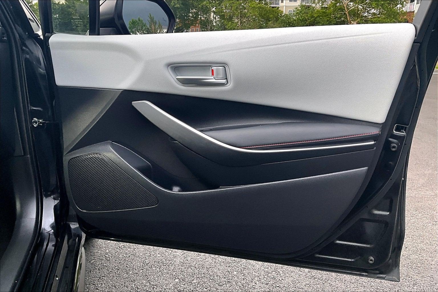 2025 Toyota Corolla Hybrid SE