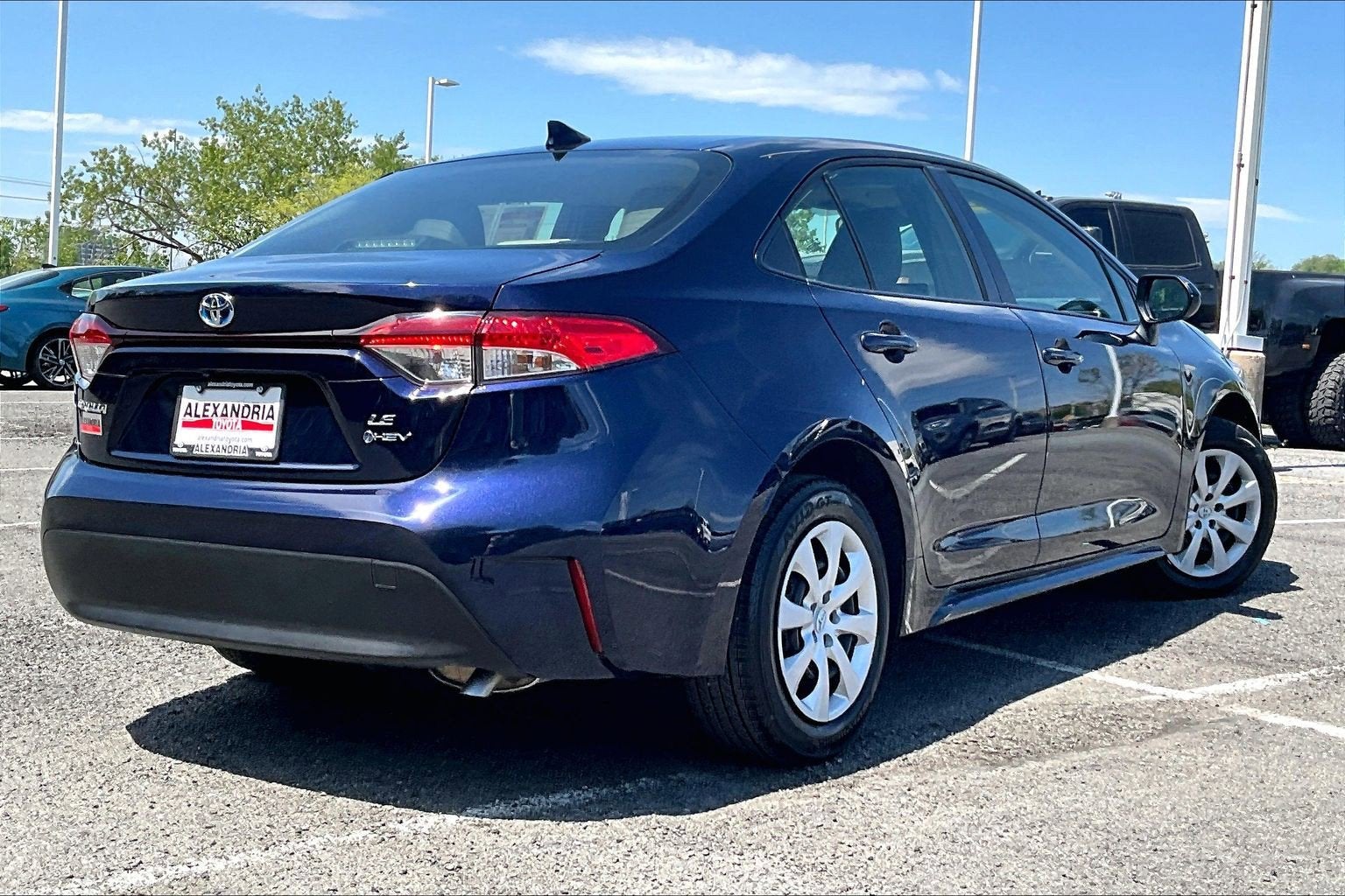 2025 Toyota Corolla Hybrid LE