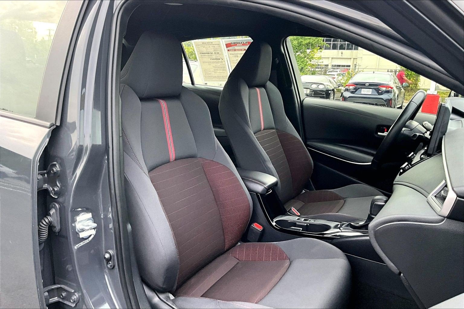 2023 Toyota Corolla Hybrid SE