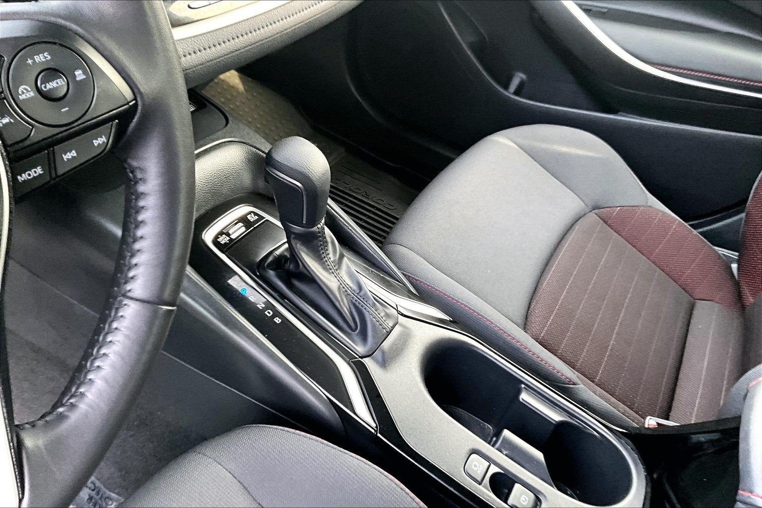 2024 Toyota Corolla Hybrid SE