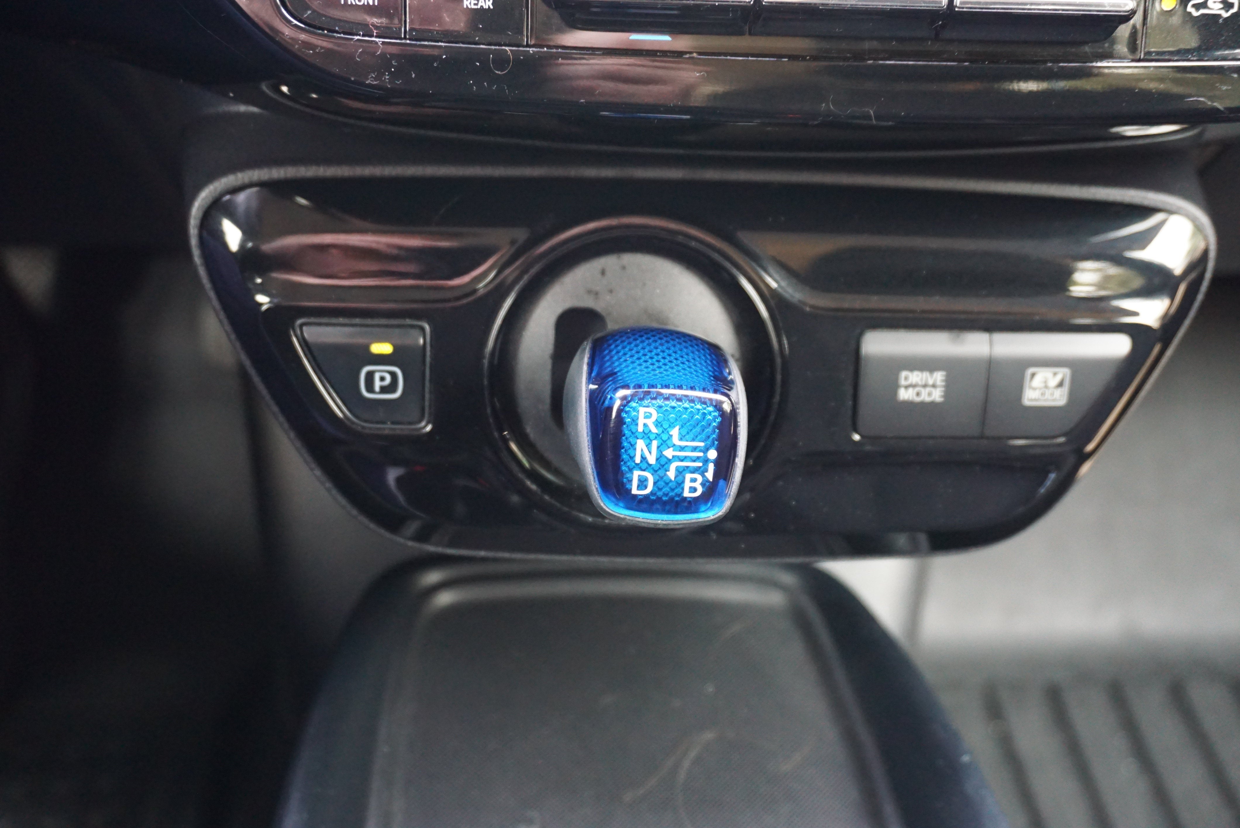 2019 Toyota Prius LE