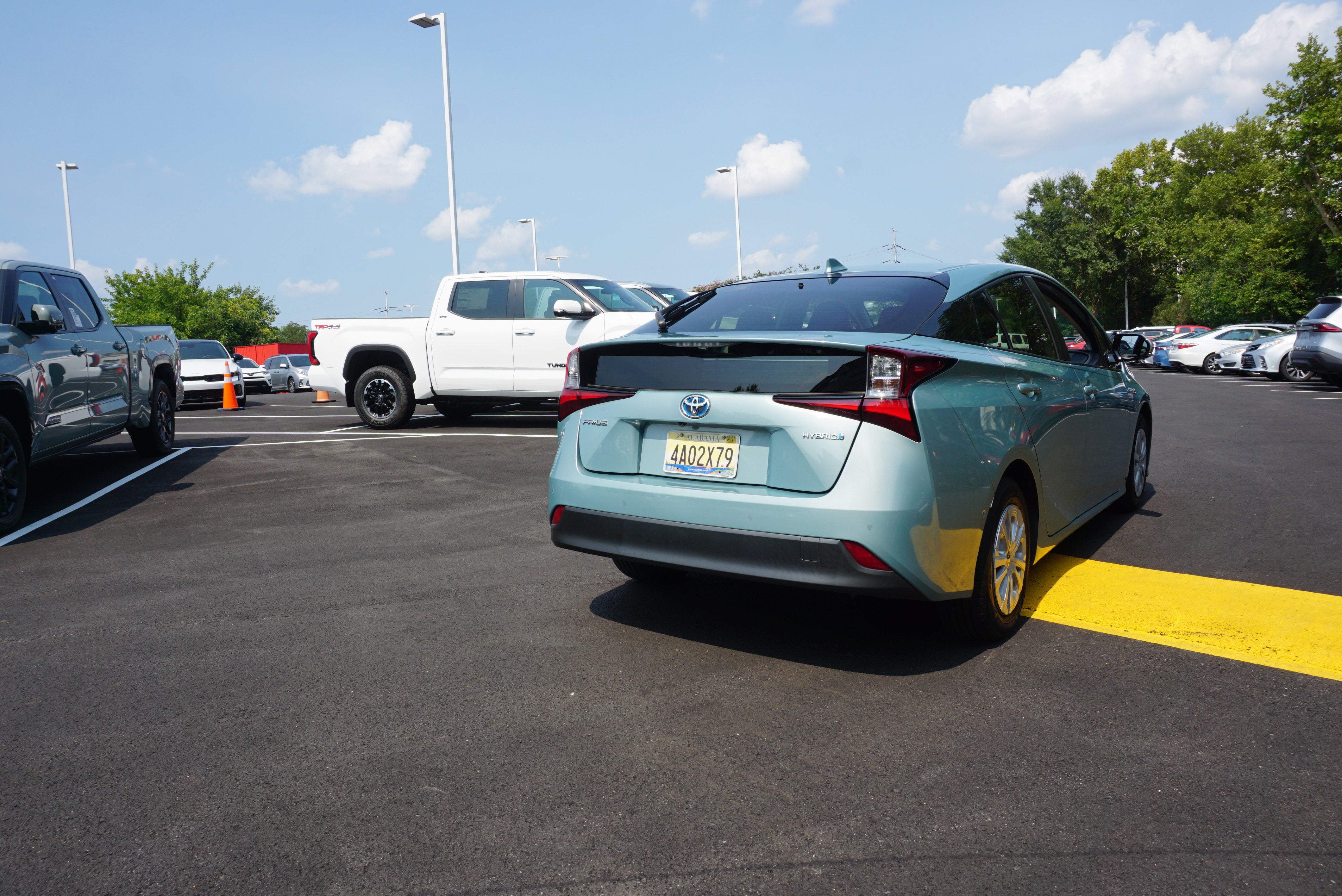 2019 Toyota Prius LE