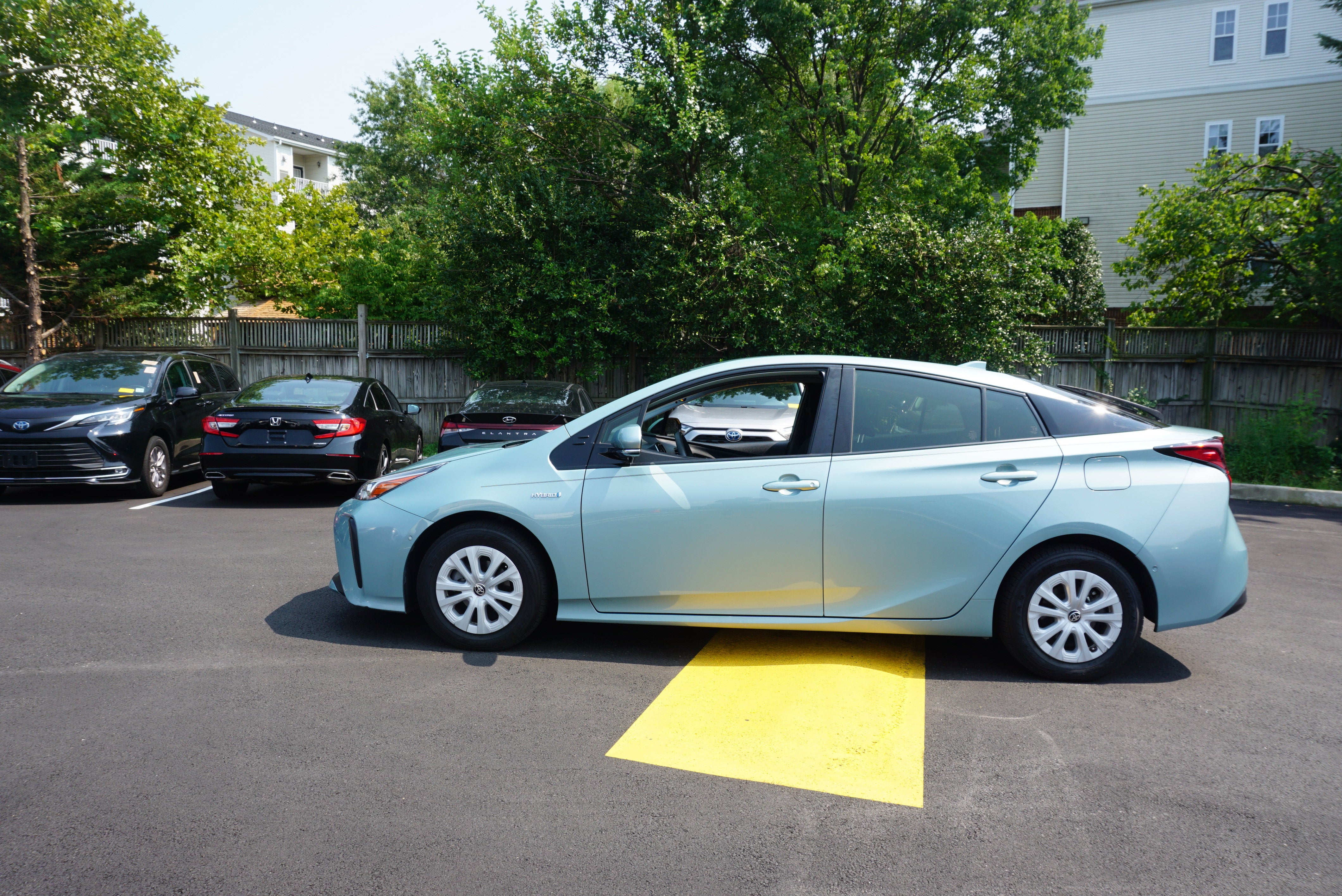 2019 Toyota Prius LE