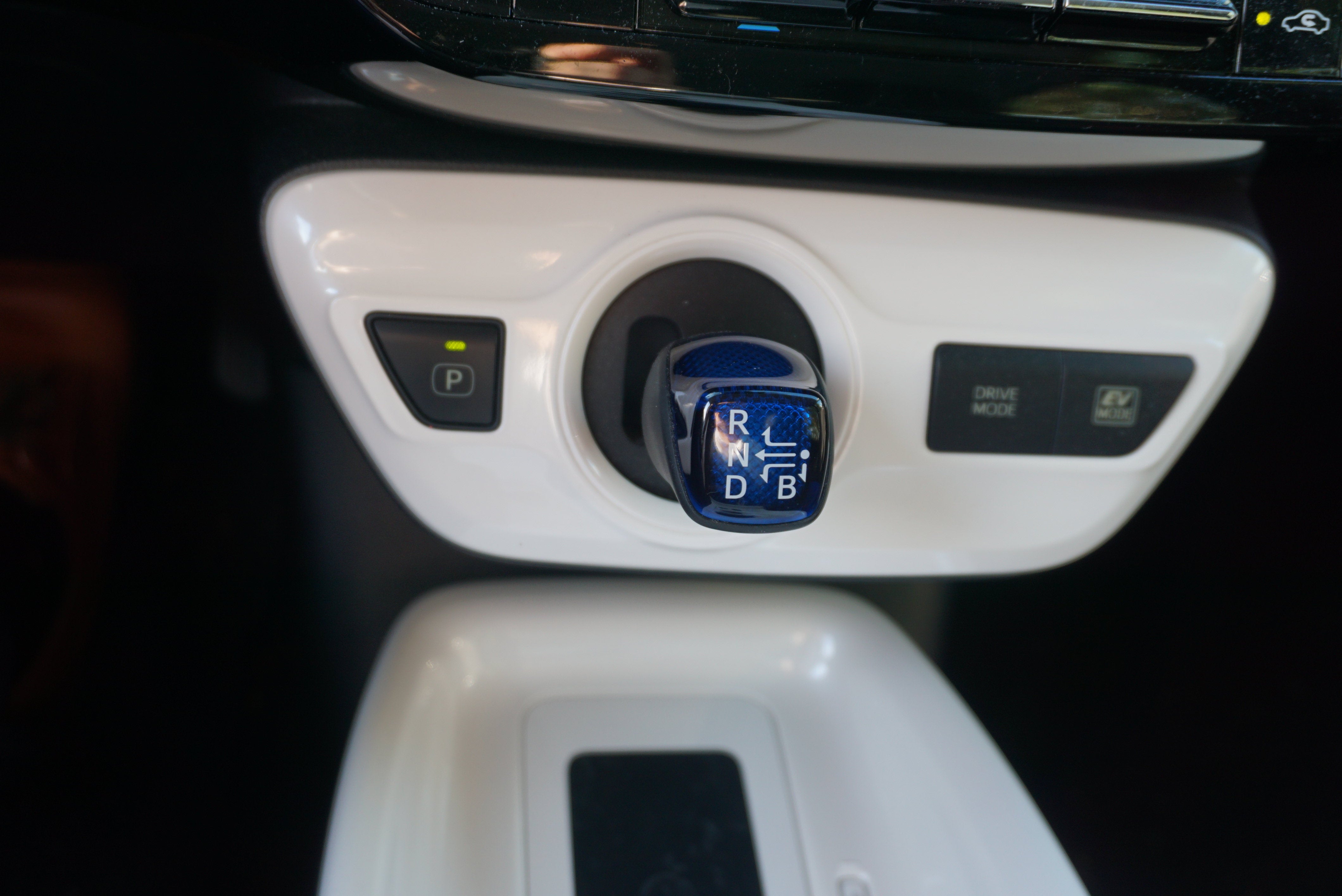 2016 Toyota Prius Three