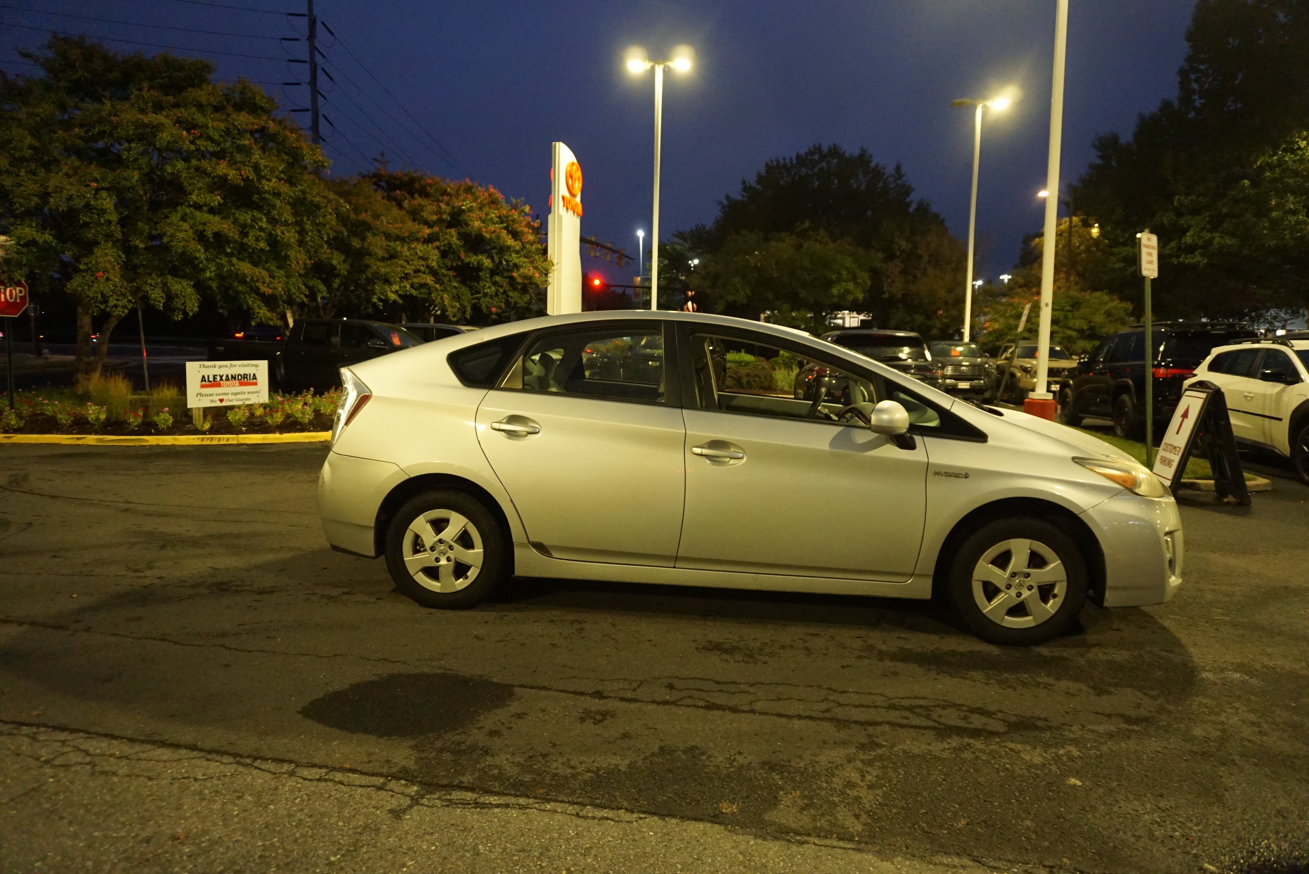 2010 Toyota Prius II