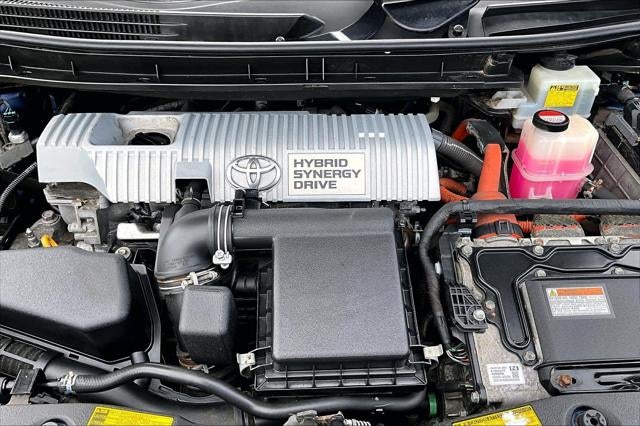 2015 Toyota Prius Three