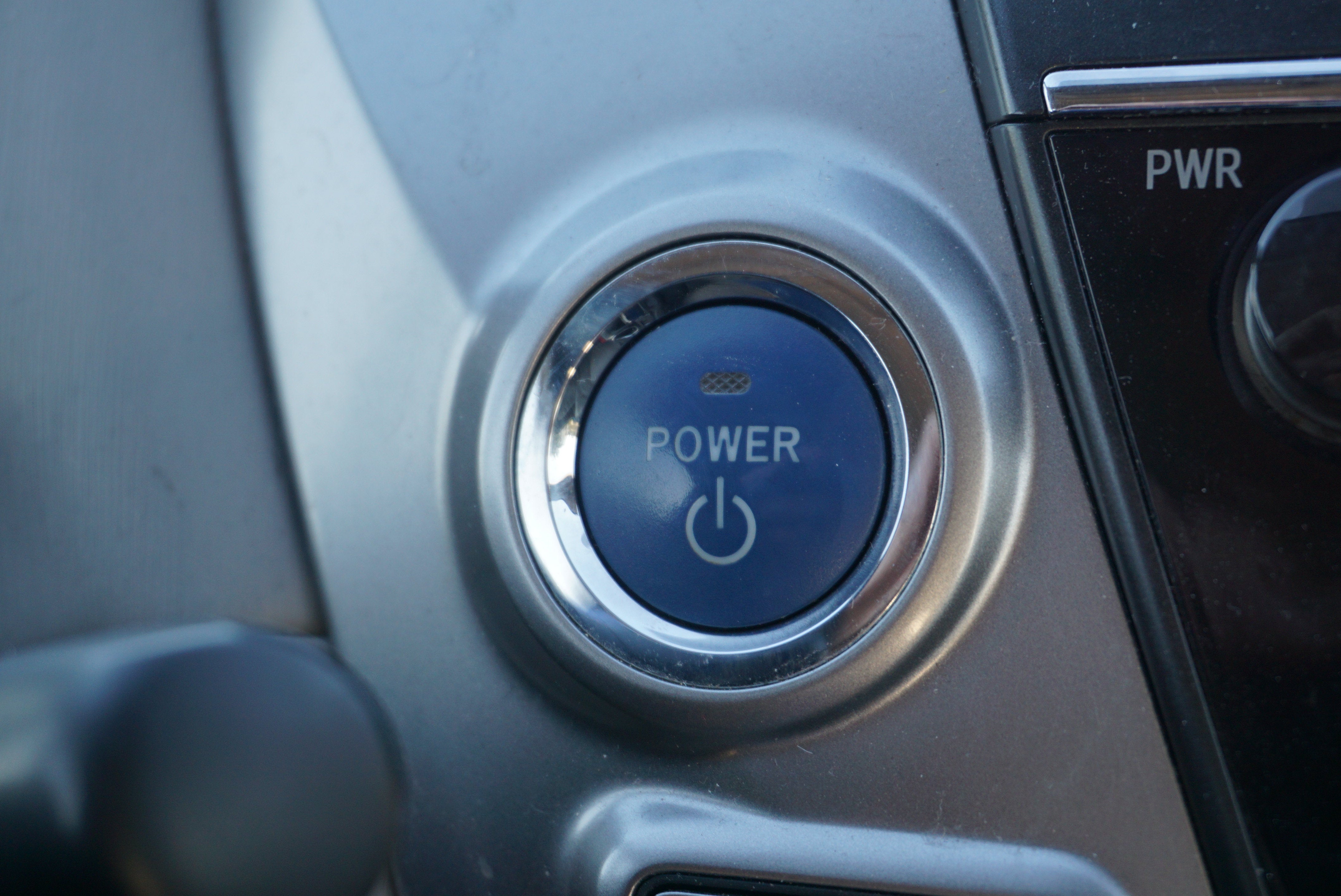 2015 Toyota Prius v Four