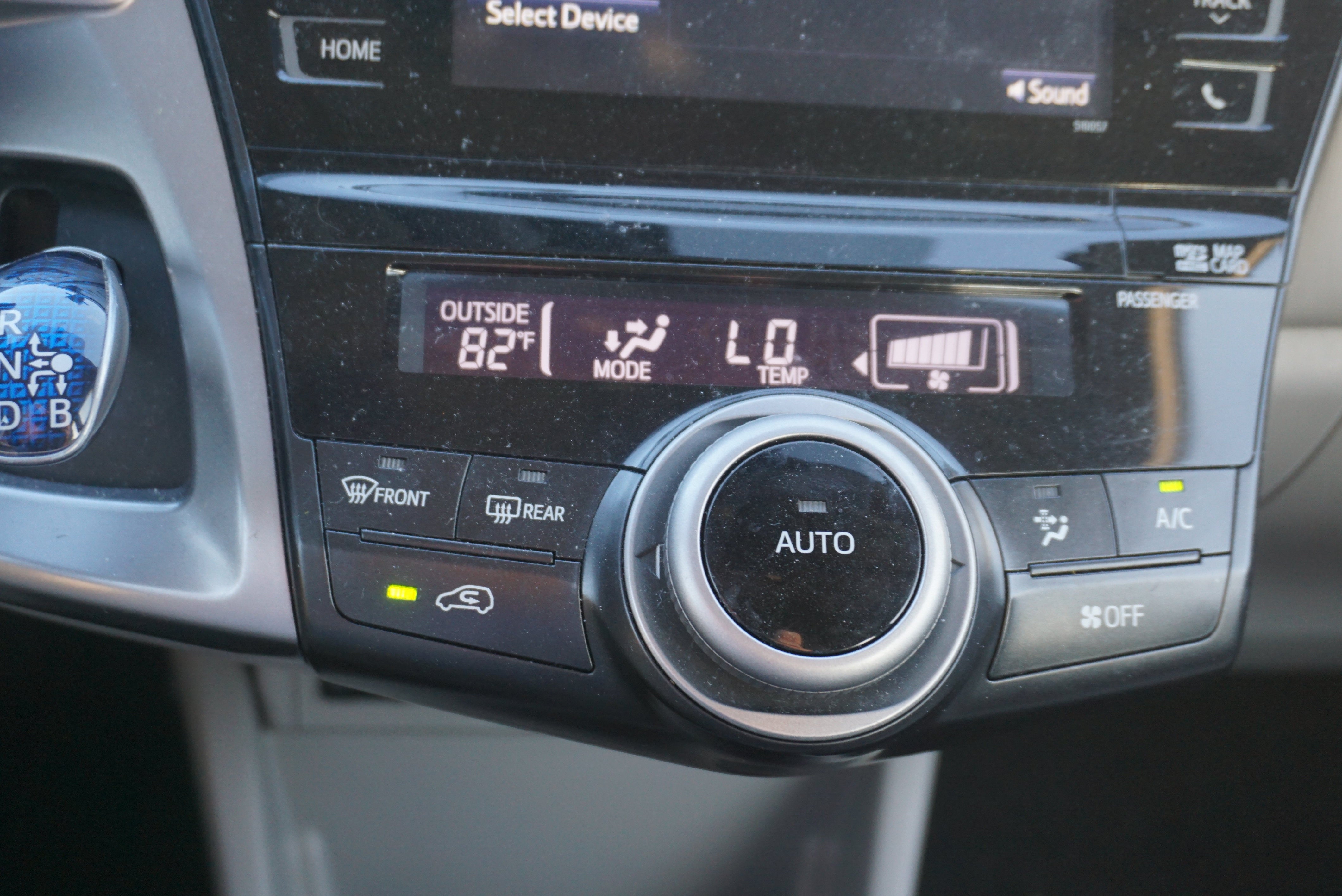 2015 Toyota Prius v Four