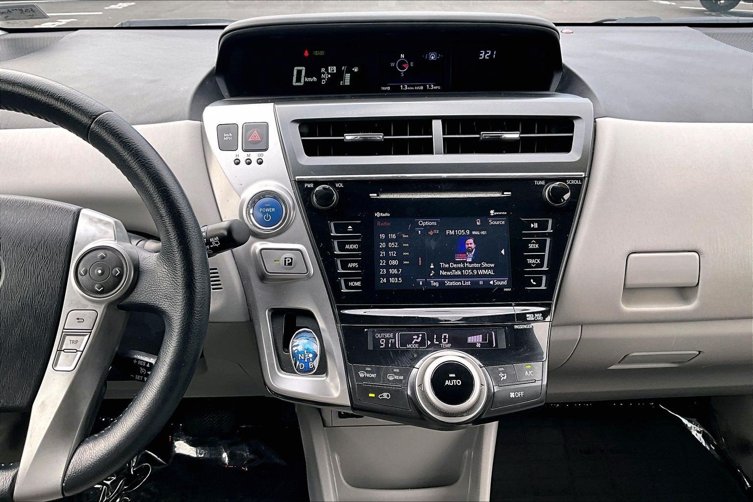 2015 Toyota Prius v Four