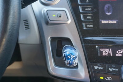 2015 Toyota Prius v Four