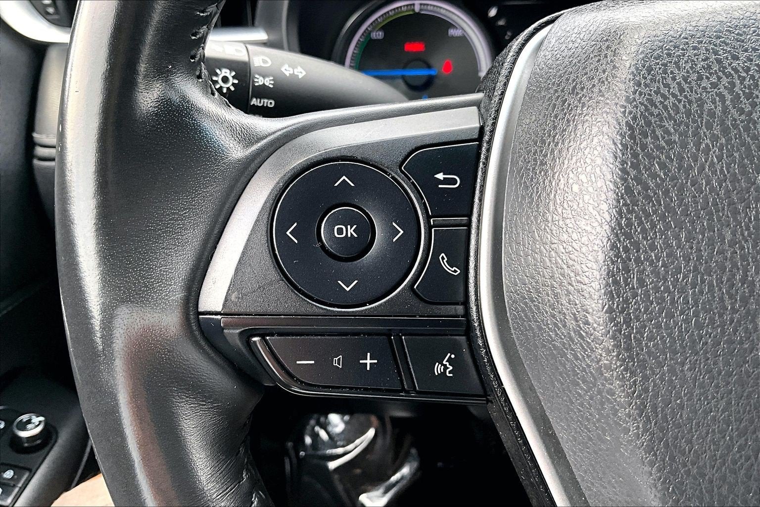 2023 Toyota Venza LE