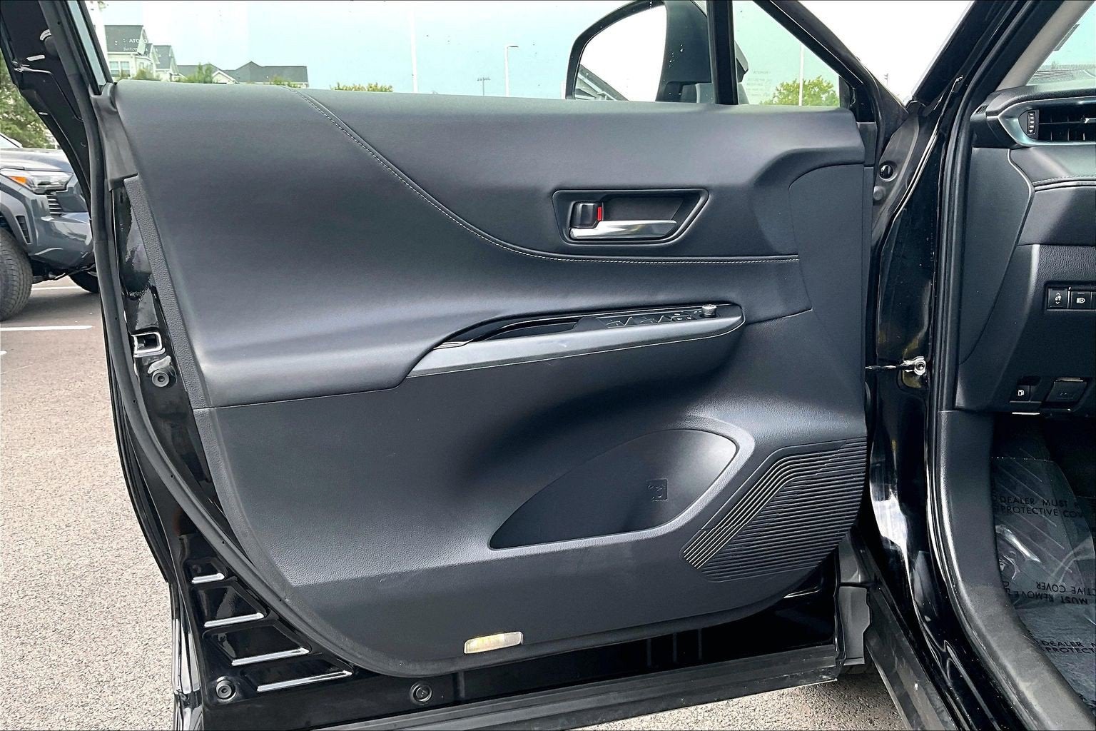 2023 Toyota Venza LE