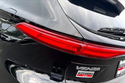 2023 Toyota Venza LE