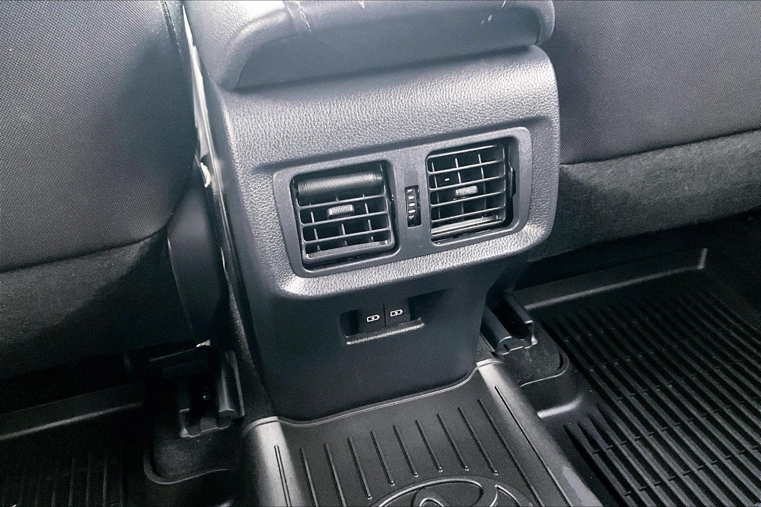 2023 Toyota Venza LE