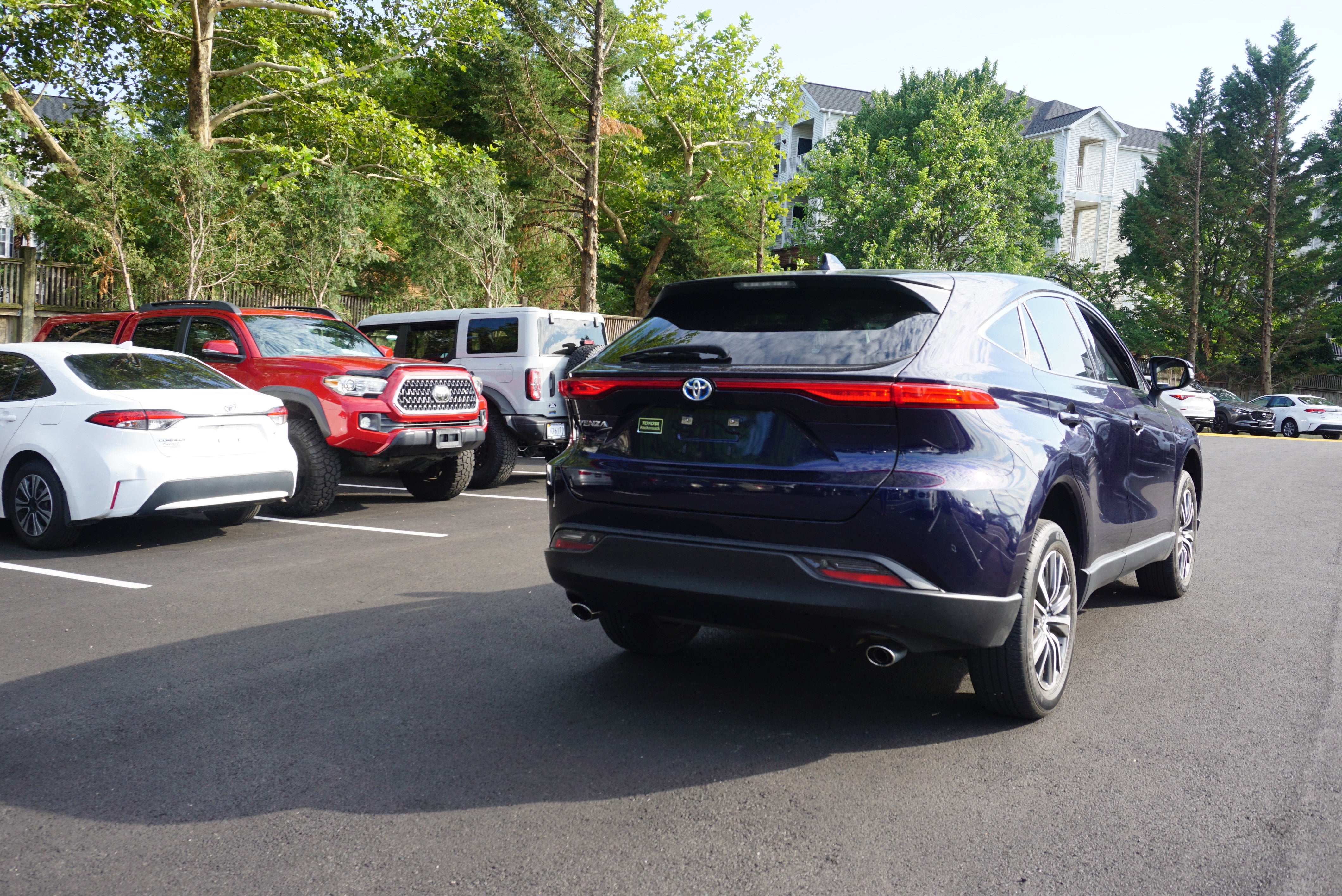 2023 Toyota Venza LE
