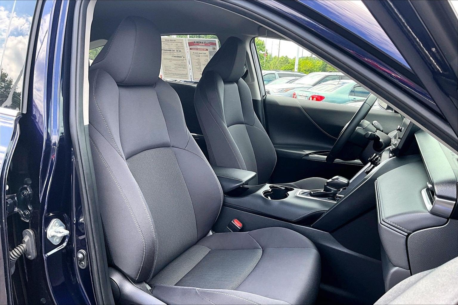 2023 Toyota Venza LE