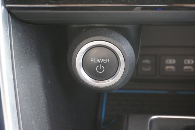 2023 Toyota Venza LE