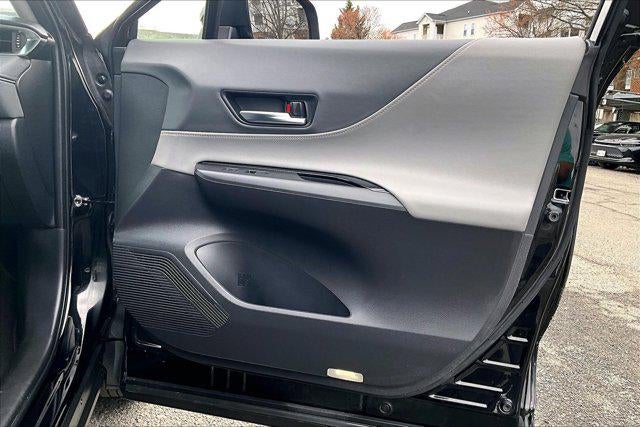 2023 Toyota Venza LE