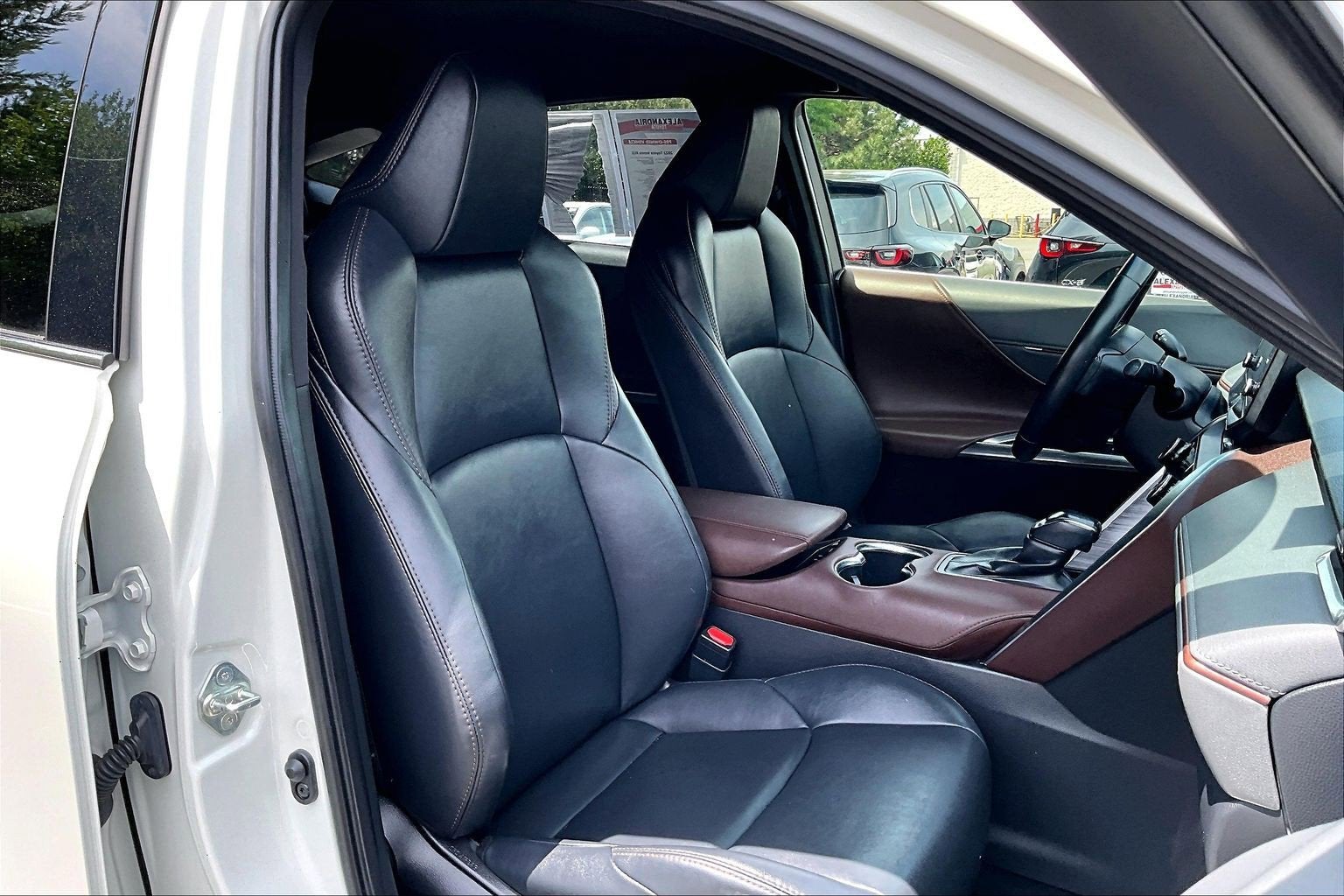 2022 Toyota Venza XLE