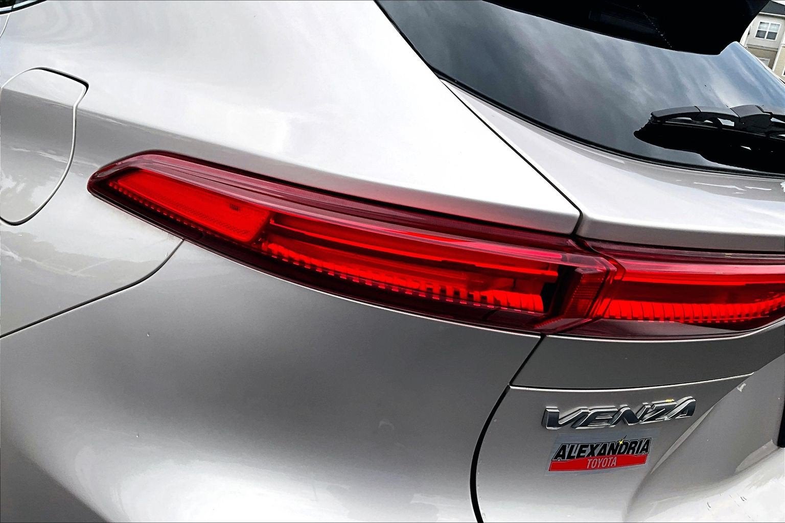 2021 Toyota Venza LE