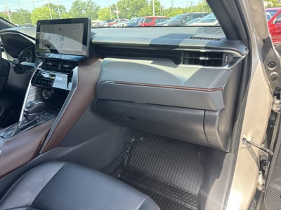 2024 Toyota Venza XLE
