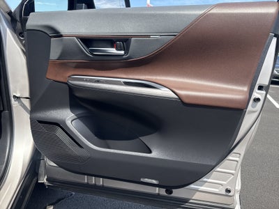 2024 Toyota Venza XLE