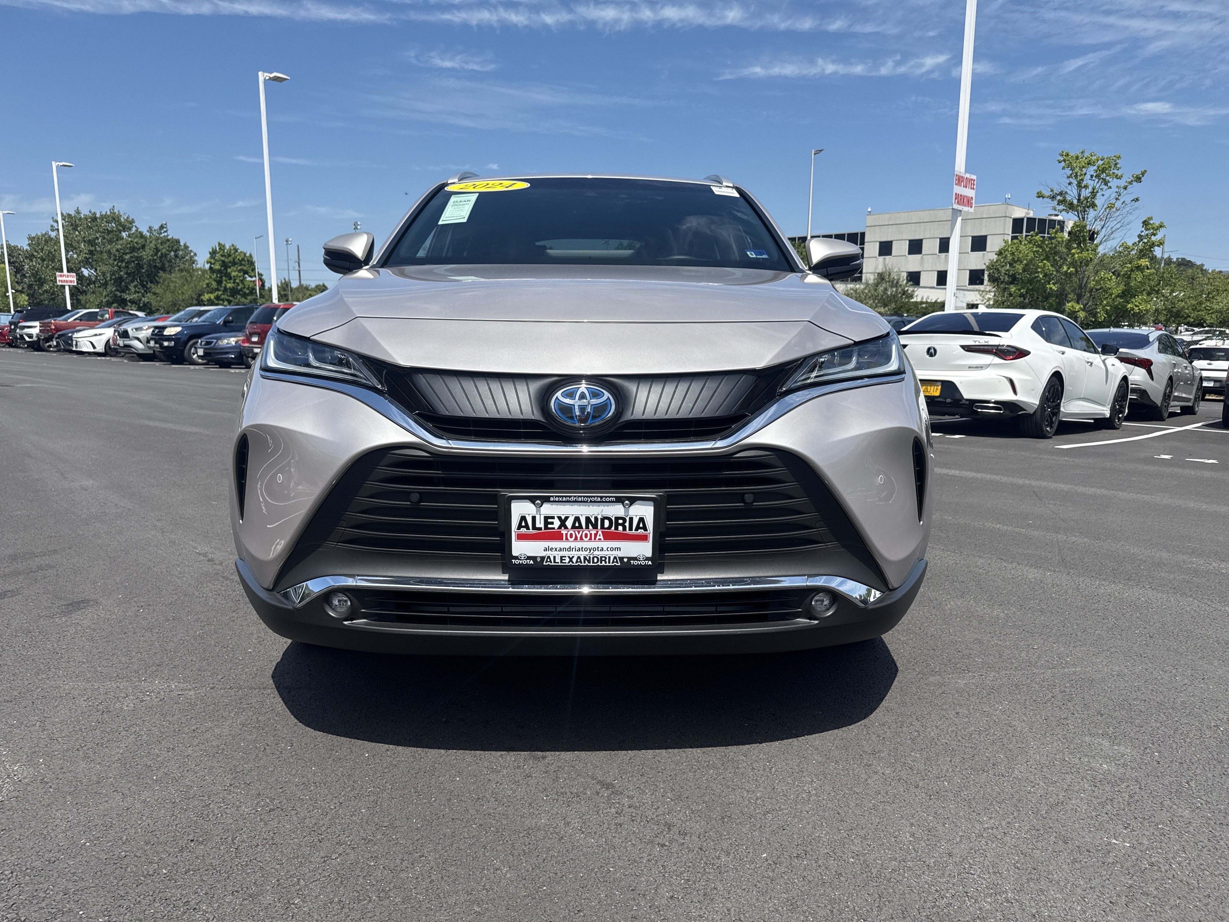 2024 Toyota Venza XLE