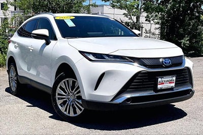 2022 Toyota Venza XLE