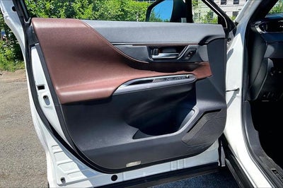 2022 Toyota Venza XLE