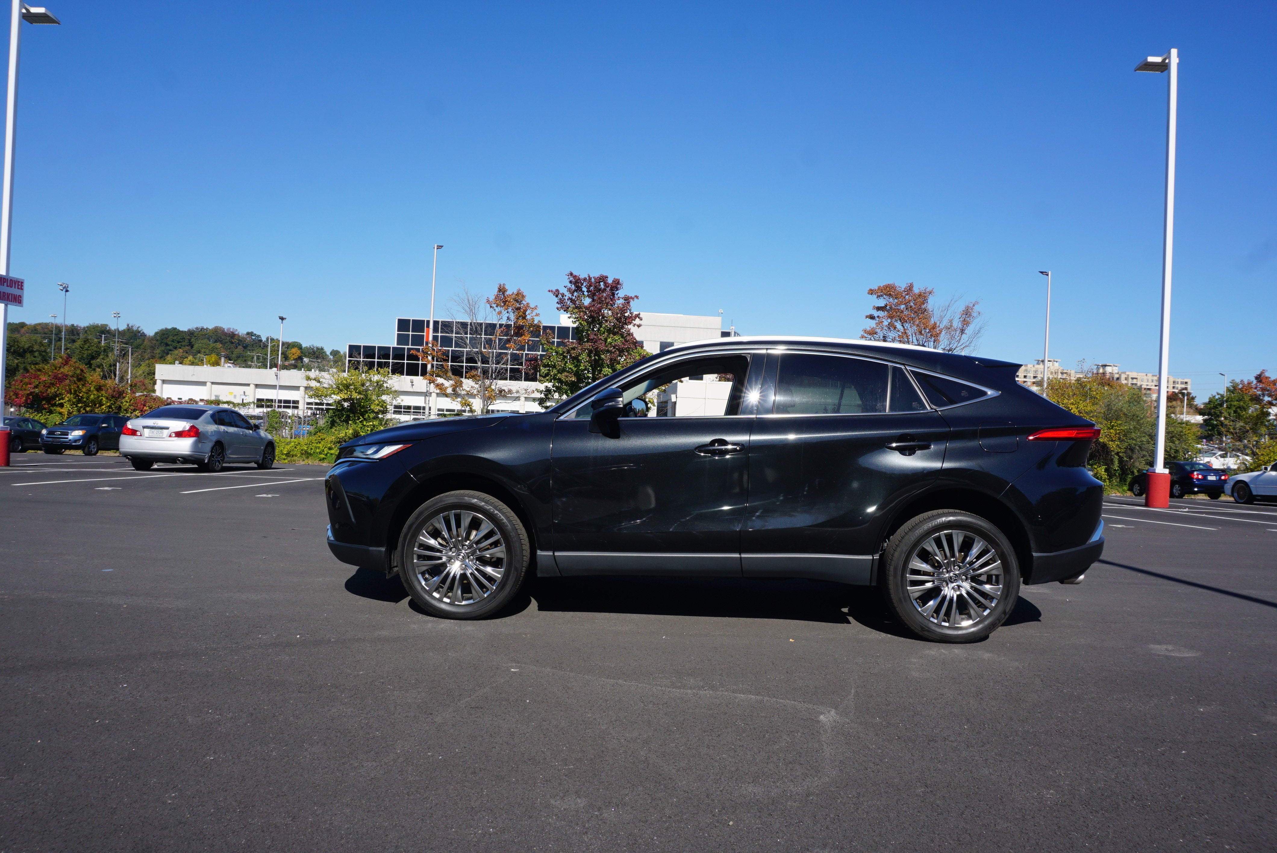 2023 Toyota Venza XLE