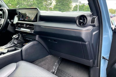 2025 Toyota Land Cruiser 4WD (Natl)