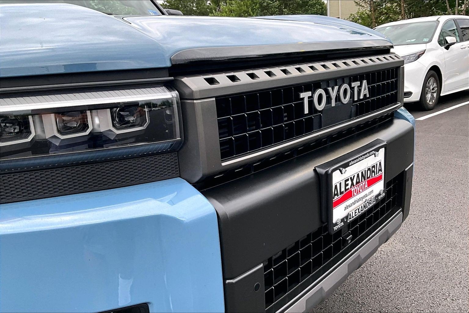 2025 Toyota Land Cruiser 4WD (Natl)