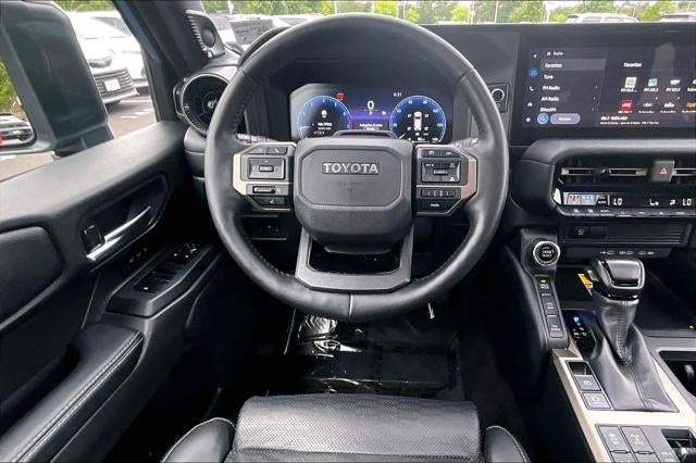 2025 Toyota Land Cruiser 4WD (Natl)