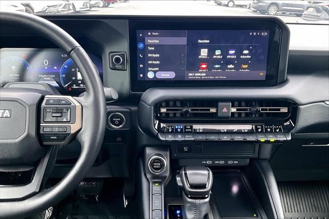 2025 Toyota Land Cruiser 4WD (Natl)