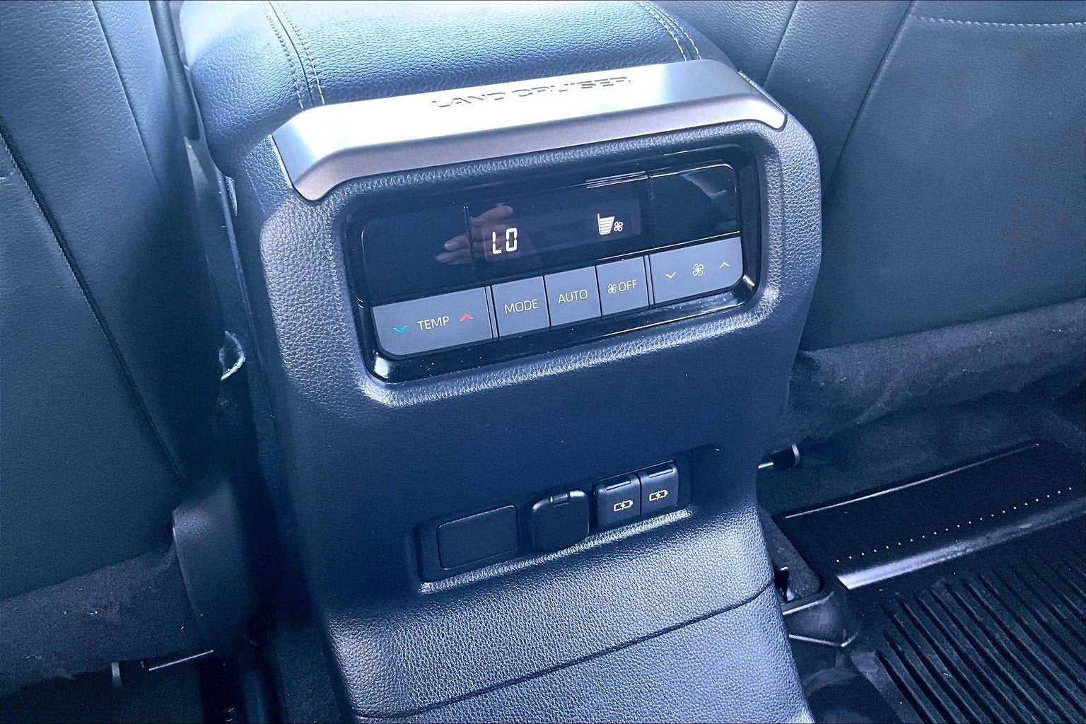 2024 Toyota Land Cruiser Base