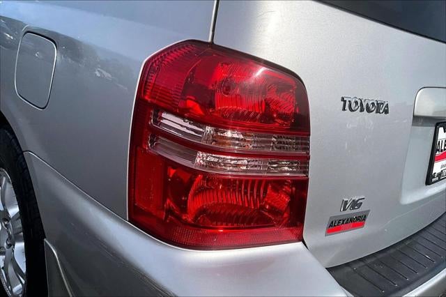 2002 Toyota Highlander 4dr V6 (Natl)