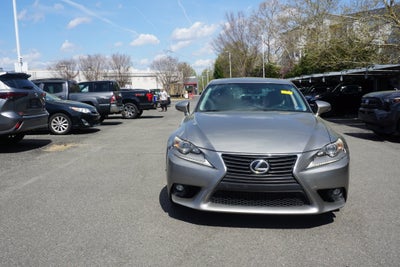 2016 Lexus IS 200t 4dr Sdn