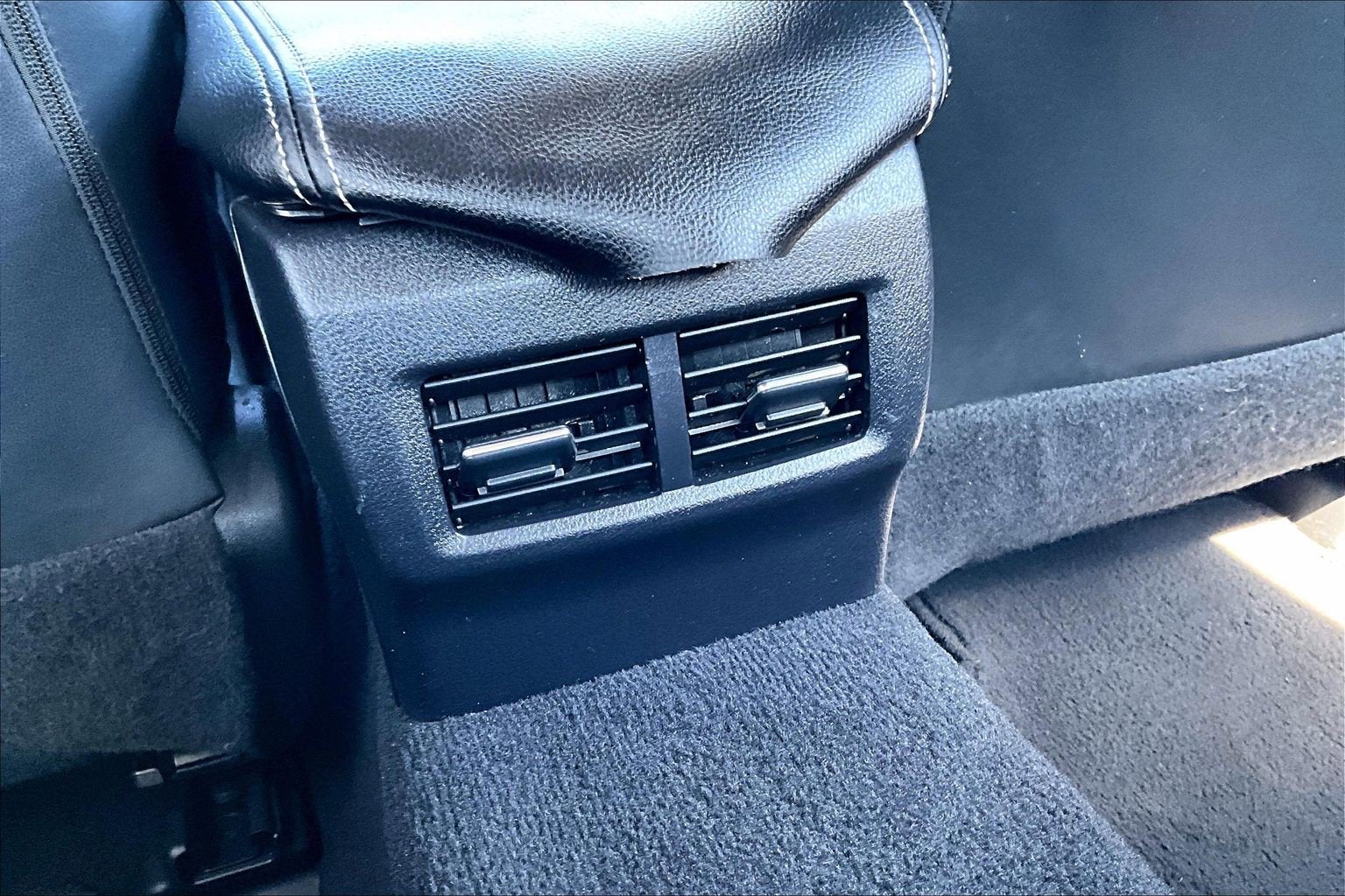 2016 Lexus IS 200t 4dr Sdn