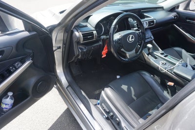 2016 Lexus IS 200t 4dr Sdn