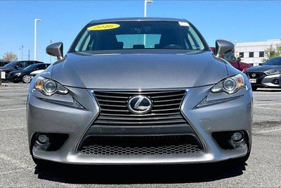 2016 Lexus IS 200t 4dr Sdn