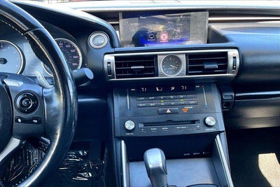 2016 Lexus IS 200t 4dr Sdn