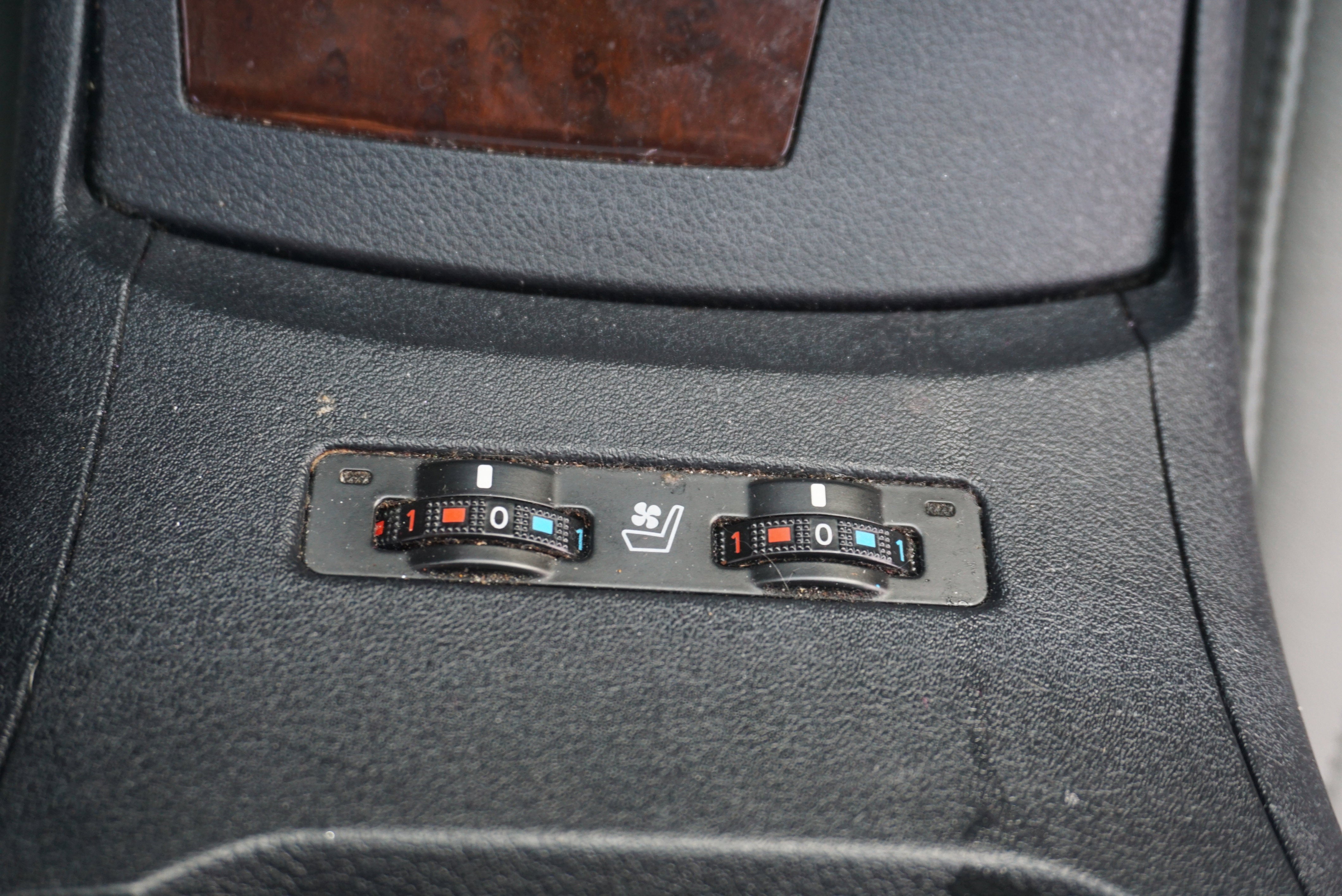 2010 Lexus ES 350 4dr Sdn