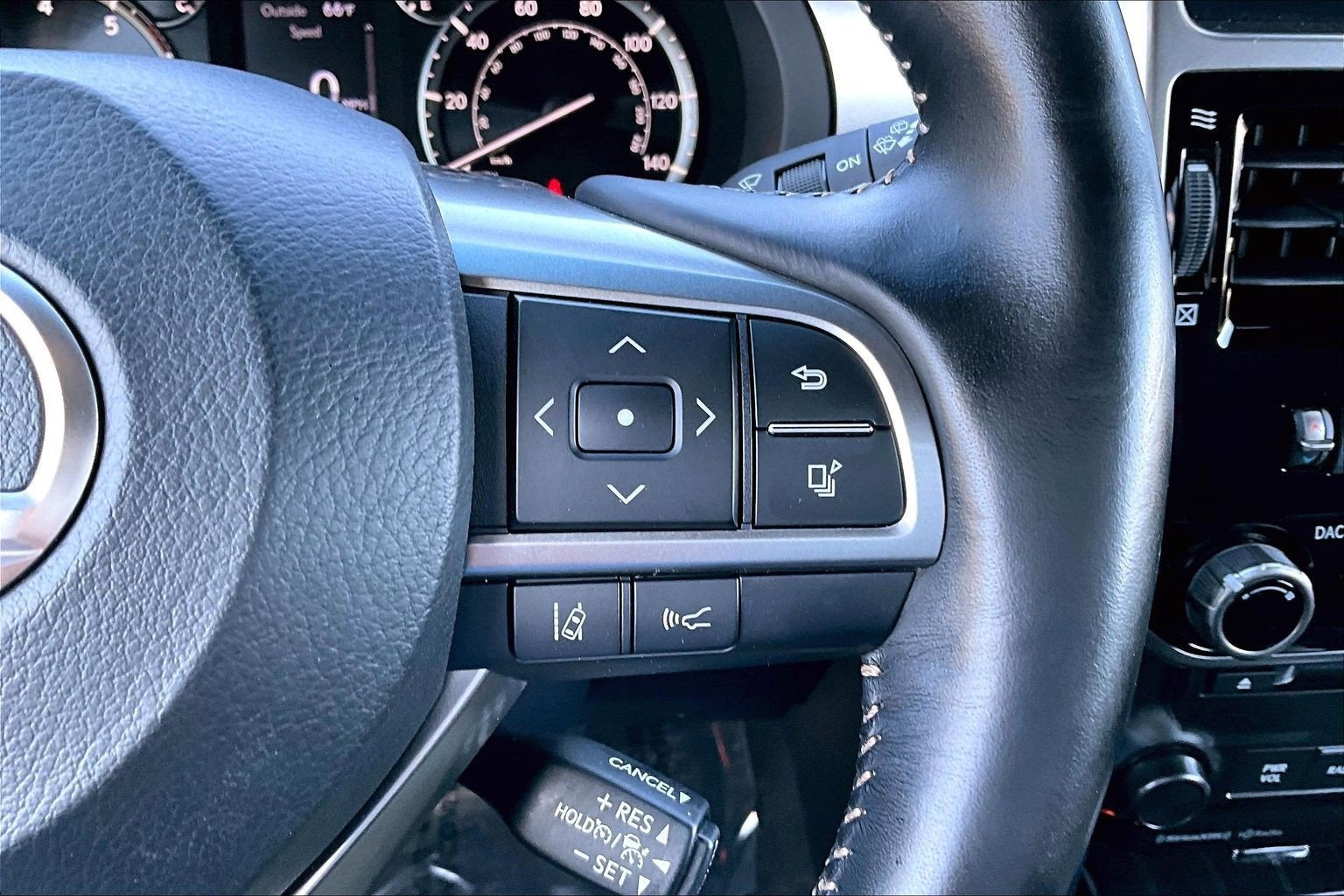 2022 Lexus GX GX 460 Premium