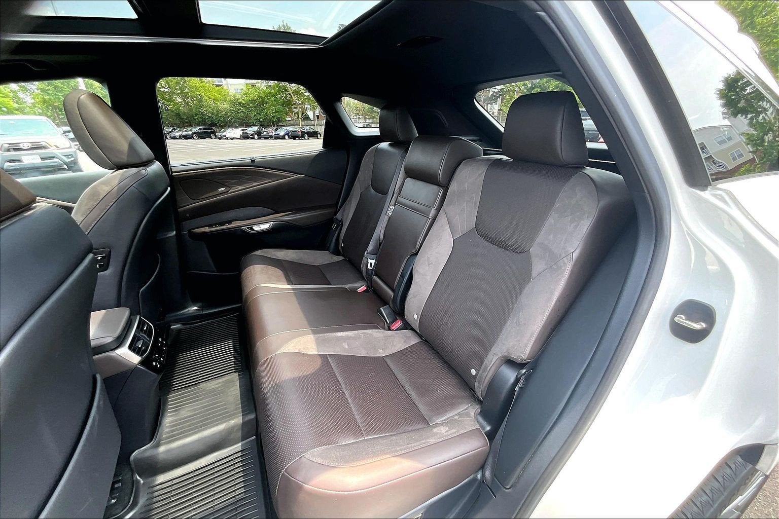 2025 Lexus RX RX 450h+ Luxury