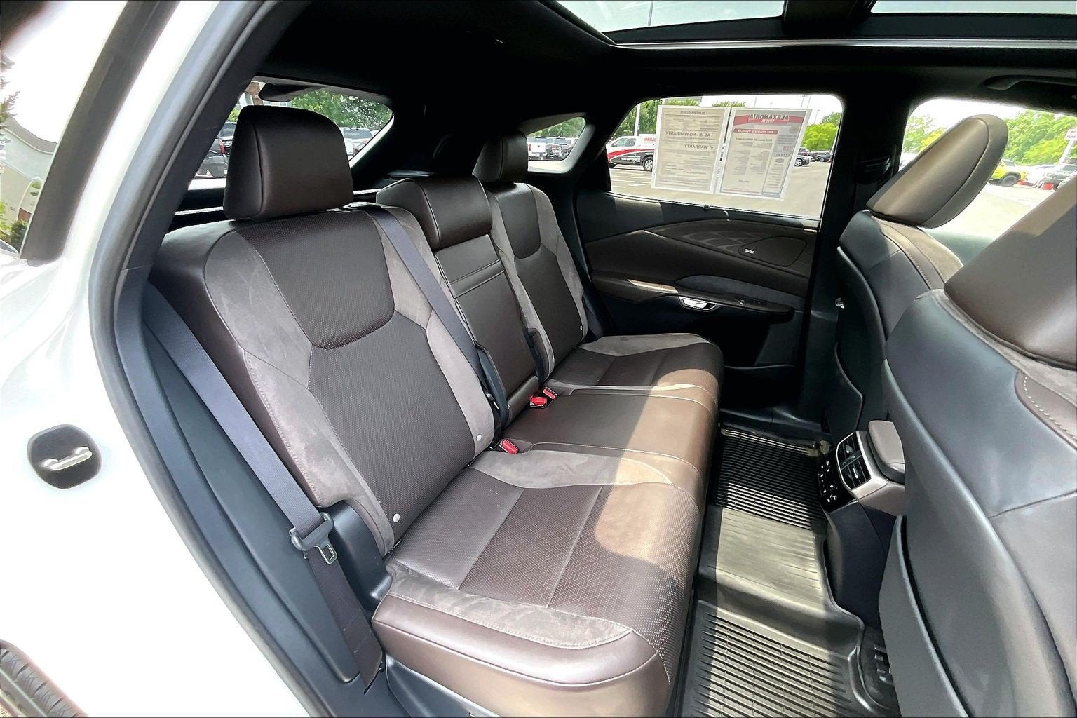 2025 Lexus RX RX 450h+ Luxury