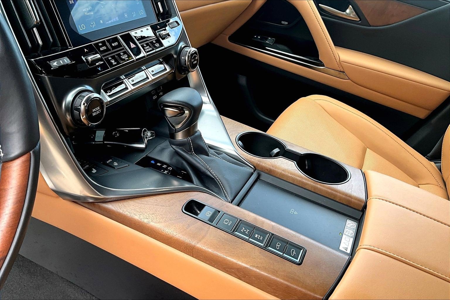 2024 Lexus LX LX 600 Luxury