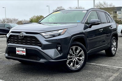 2023 Toyota RAV4 XLE Premium