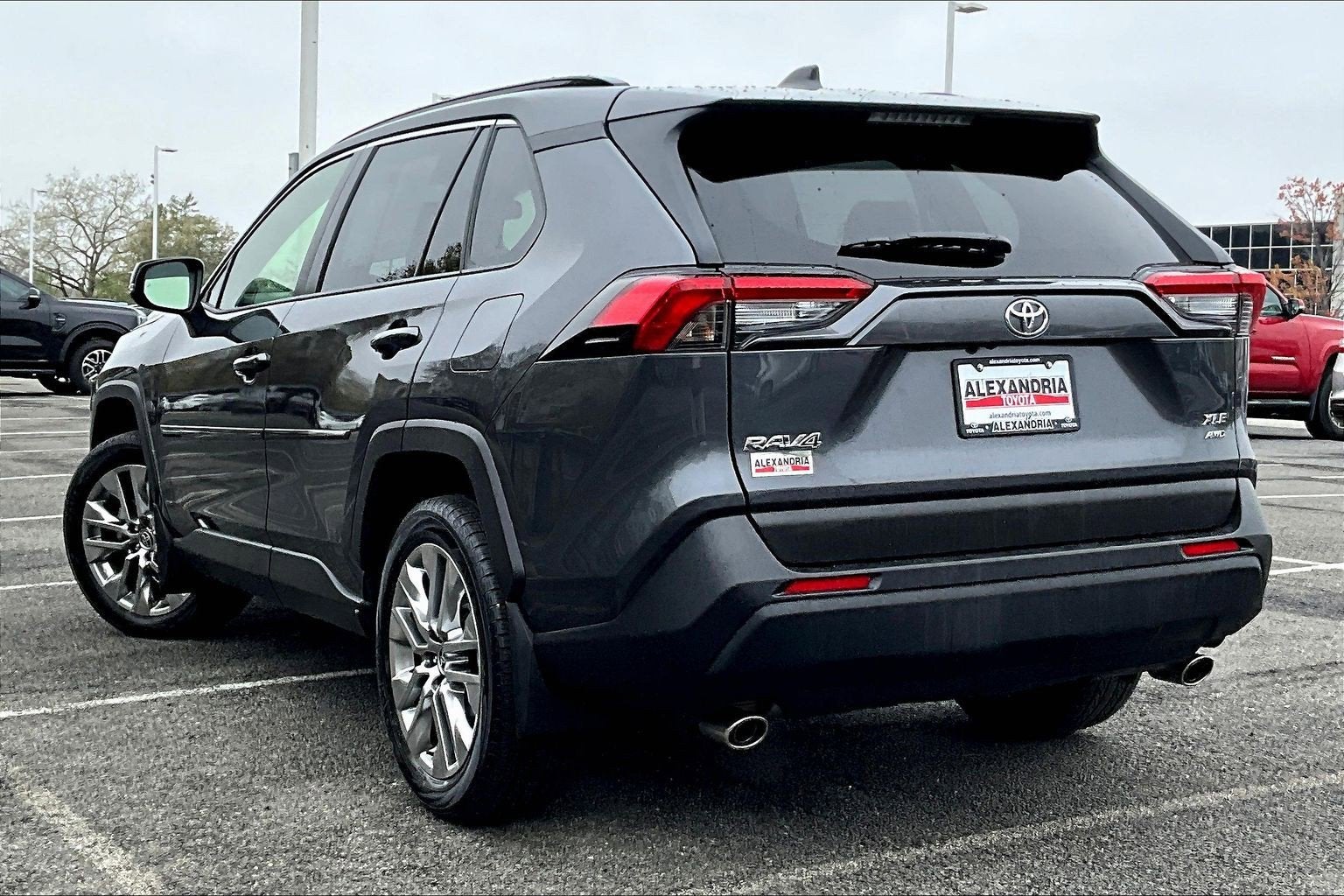 2023 Toyota RAV4 XLE Premium